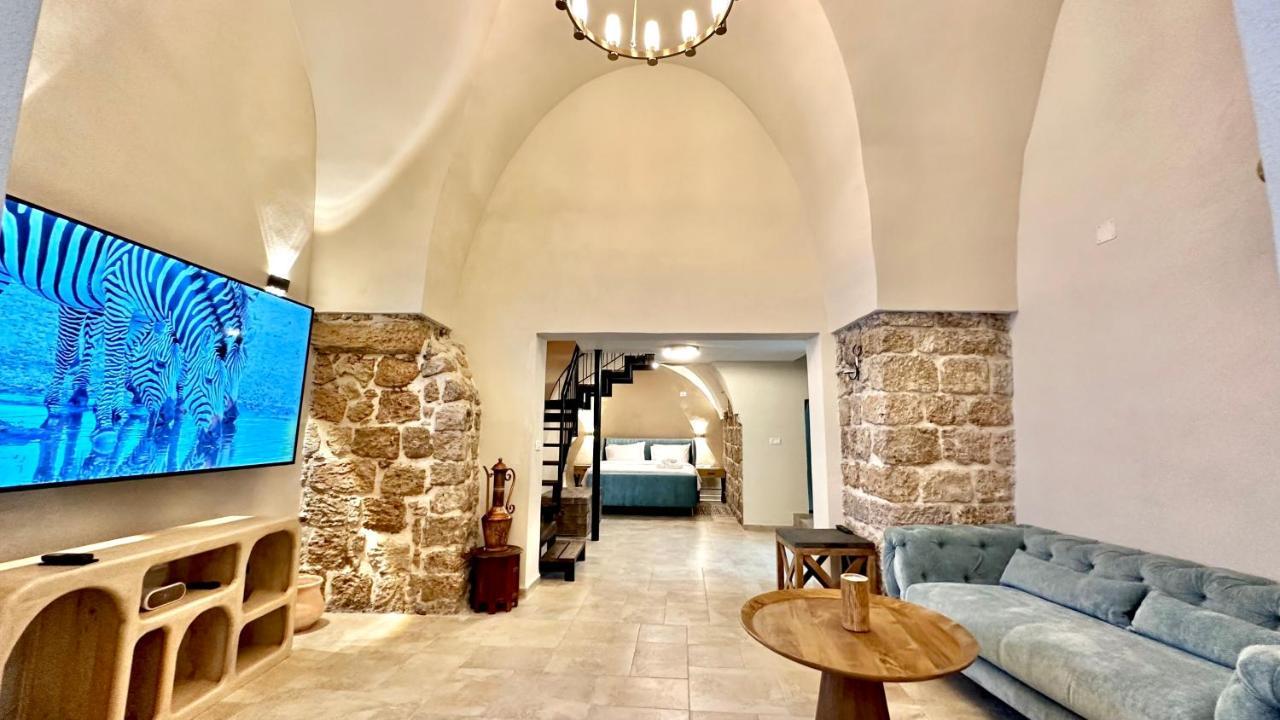 Knight House Akko Apartamento Exterior foto